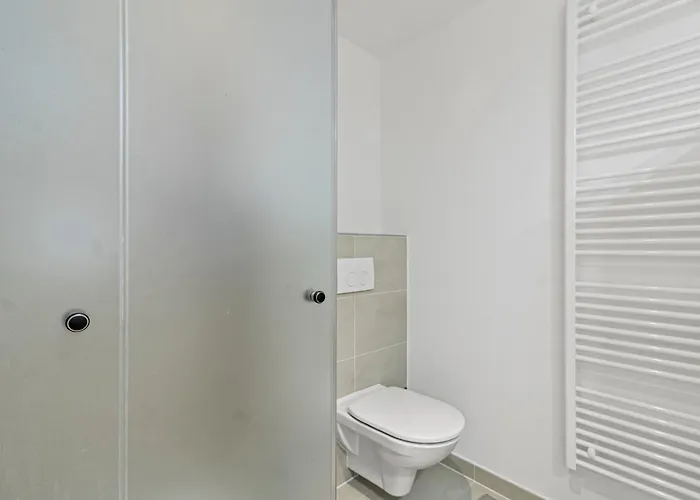 Modern 1br Near Meidling Metro - Near U6 Metro Apartamento Viena