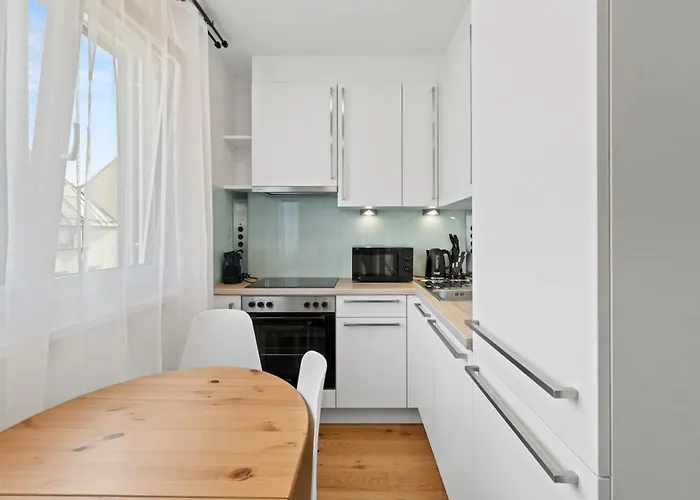Modern 1br Near Meidling Metro - Near U6 Metro * Viena